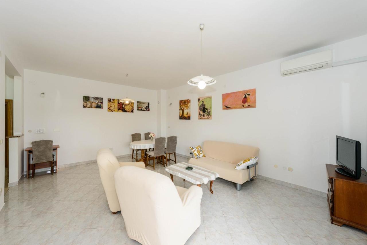 Apartments Milar Rovinj Luaran gambar